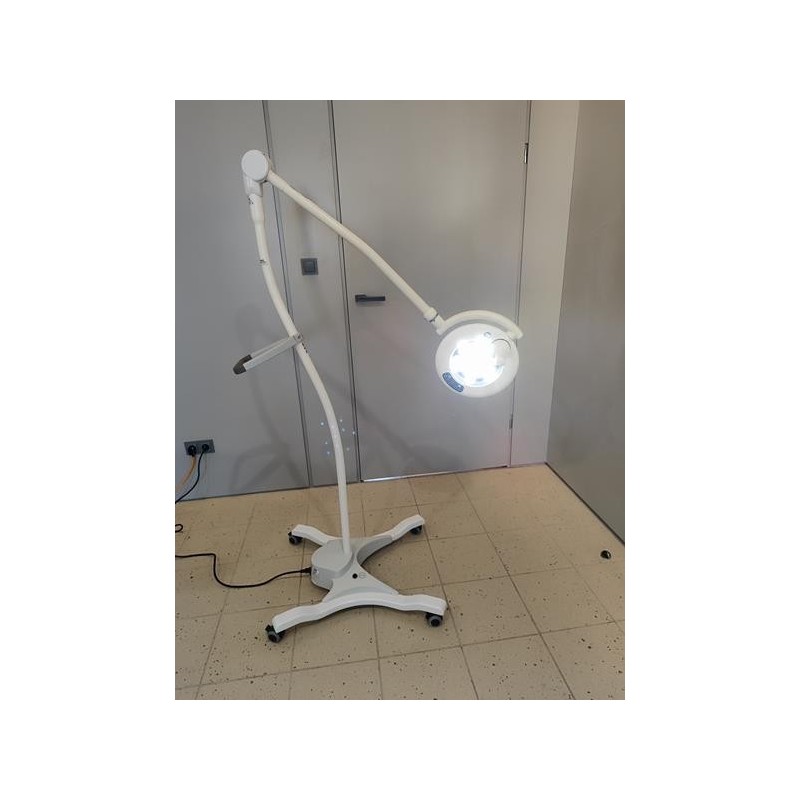 MOBILE TREATMENT LAMP BRANDON MEDICAL ALE10MO