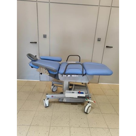 RINI treatment chair