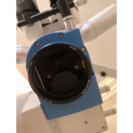 Moller Wedel HS Hi-R 900 Operating Microscope