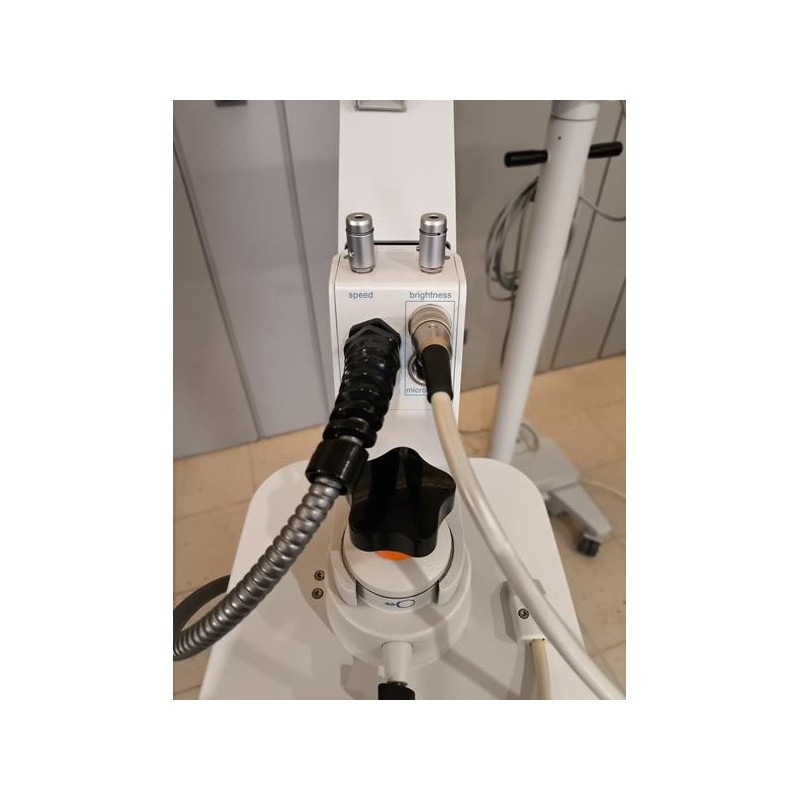 Moller Wedel HS Hi-R 900 Operating Microscope