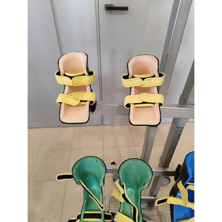 Pedi Stirrup Traktionsgerät für die unteren Gliedmaßen bei Kindern