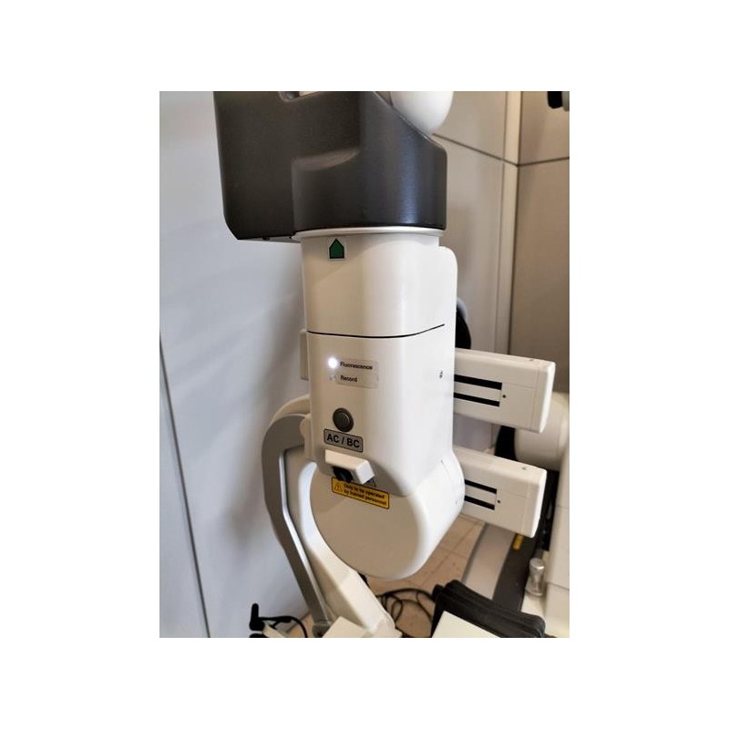 LEICA M525 Surgical Microscope