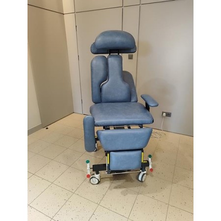 Knight Imaging Behandlungsstuhl 0114 267 0482