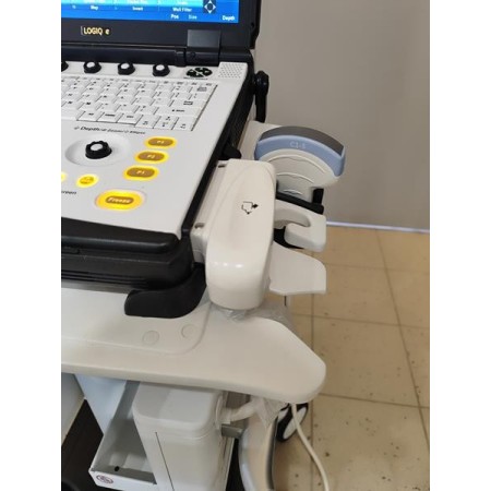 Aparat USG GE Logiq e R8