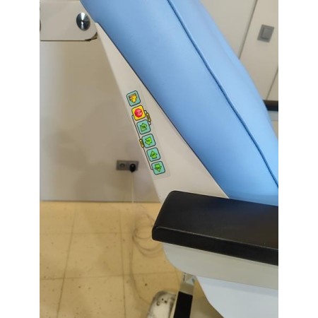 Fotel laryngologiczny Takagi UN-21