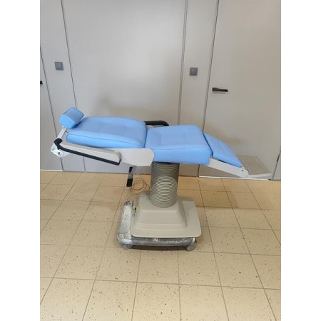 Fotel laryngologiczny Takagi UN-21
