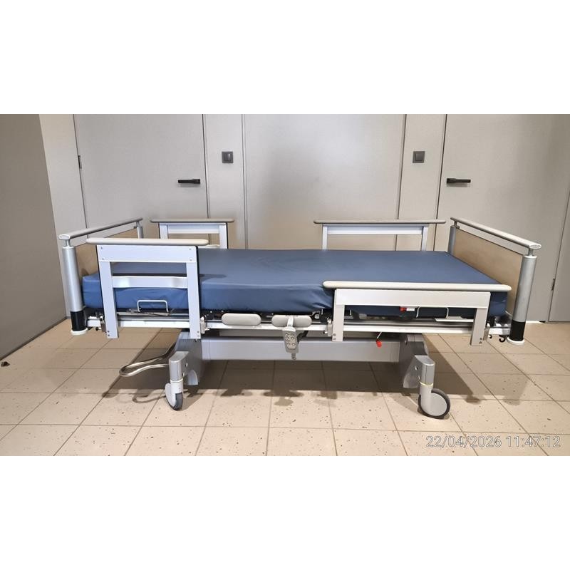 Volker 960-2 elektrisches Patientenbett