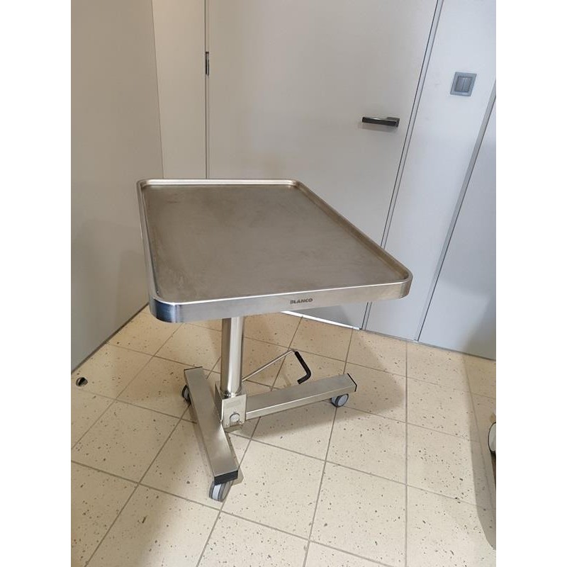 MAYO surgical table
