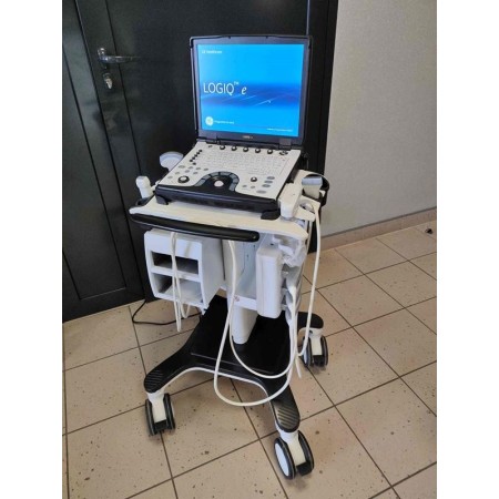 GE Logiq e R8 ultrasound machine