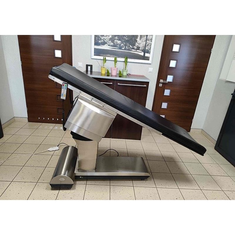 STI Streamline 3CE Operationstisch