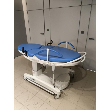 Borcad birthing chair