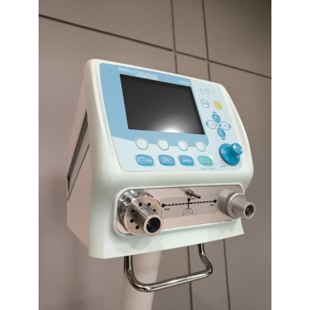 Acutronic Fabian Ventilator